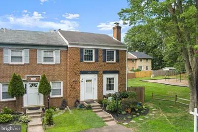 14710 Bentley Square, Centreville, VA 20120 - Photo 3