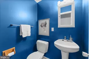 14710 Bentley Square, Centreville, VA 20120 - Photo 17