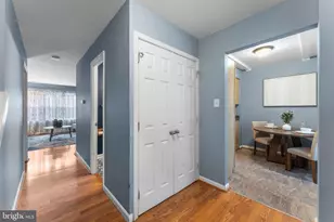 14710 Bentley Square, Centreville, VA 20120 - Photo 5