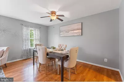 14710 Bentley Square, Centreville, VA 20120 - Photo 11