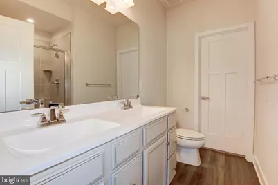 13927 Airfoil Road, Herndon, VA 20171 - Photo 31