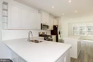 13927 Airfoil Rd, Herndon, VA 20171 - Photo 1