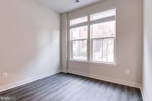 13927 Airfoil Rd, Herndon, VA 20171 - Photo 5