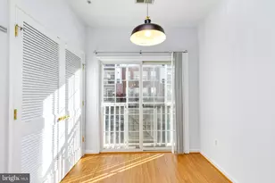 11622 Cavalier Landing Ct, Fairfax, VA 22030 - Photo 13