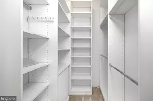 11622 Cavalier Landing Ct, Fairfax, VA 22030 - Photo 17