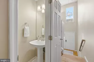 5146 Ballycastle Cir, Alexandria, VA 22315 - Photo 41