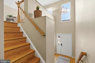 5146 Ballycastle Cir, Alexandria, VA 22315 - Photo 3