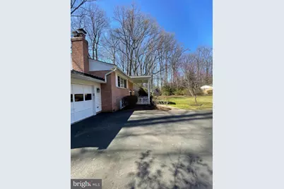 12415 Caisson Road, Fairfax, VA 22030 - Photo 9