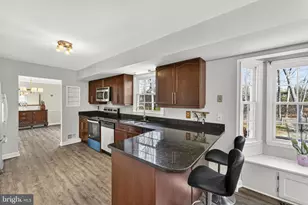 13224 Coralberry Dr, Fairfax, VA 22033 - Photo 29