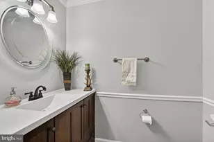 13224 Coralberry Dr, Fairfax, VA 22033 - Photo 47