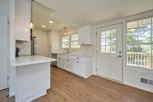 7206 Alger Rd, Falls Church, VA 22042 - Photo 9