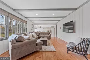 8203 Galahad Ct, Annandale, VA 22003 - Photo 19