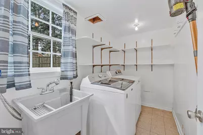 8203 Galahad Court, Annandale, VA 22003 - Photo 15