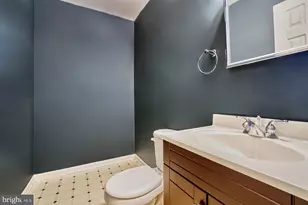 11719 Dry River Ct, Reston, VA 20191 - Photo 25