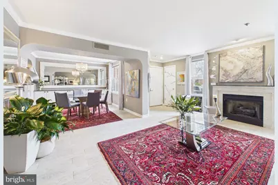 1645 International Drive #TH-18, McLean, VA 22102 - Photo 13