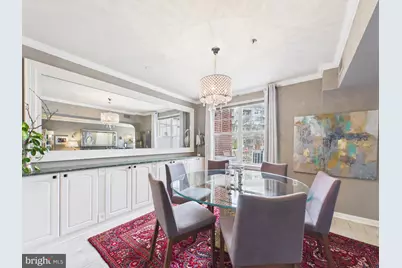 1645 International Drive #TH-18, McLean, VA 22102 - Photo 5