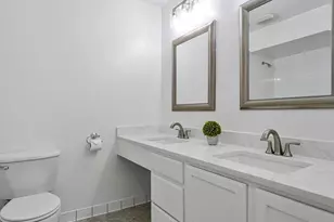 4136 Meadow Hill Ln, Fairfax, VA 22033 - Photo 29