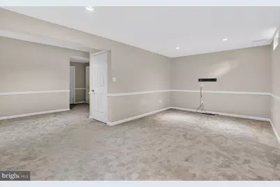 6739 Rockledge Place, Centreville, VA 20121 - Photo 17