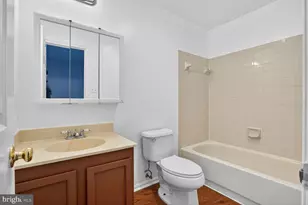 6739 Rockledge Pl, Centreville, VA 20121 - Photo 15