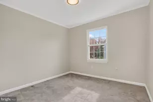 6739 Rockledge Pl, Centreville, VA 20121 - Photo 13