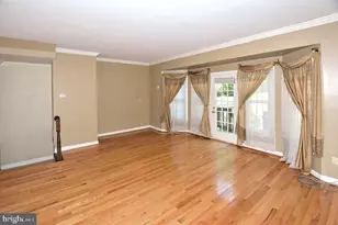 3726 Huntley Meadows Ln, Alexandria, VA 22306 - Photo 3