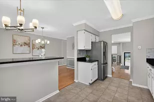 6163 Forest Creek Ln, Springfield, VA 22152 - Photo 9