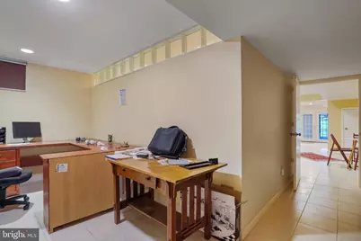 5135 Summit Drive, Fairfax, VA 22030 - Photo 23