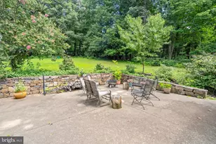 5135 Summit Dr, Fairfax, VA 22030 - Photo 47