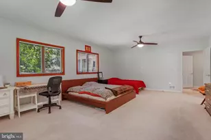 5135 Summit Dr, Fairfax, VA 22030 - Photo 35