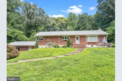 5135 Summit Drive, Fairfax, VA 22030 - Photo 1