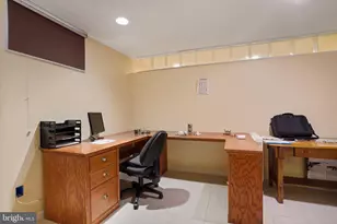 5135 Summit Dr, Fairfax, VA 22030 - Photo 21