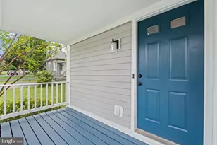 8405 Hollis Ln, Vienna, VA 22182 - Photo 3