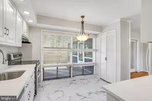 11010 Byrd Dr, Fairfax, VA 22030 - Photo 3