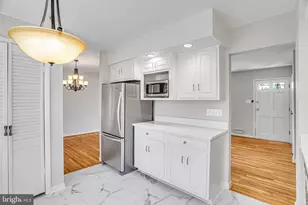 11010 Byrd Dr, Fairfax, VA 22030 - Photo 5