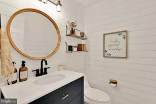 6800 Riata Ct, Springfield, VA 22153 - Photo 15