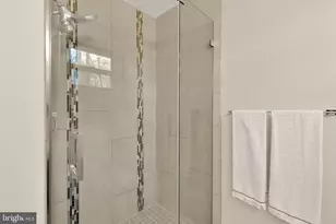 6800 Riata Ct, Springfield, VA 22153 - Photo 19