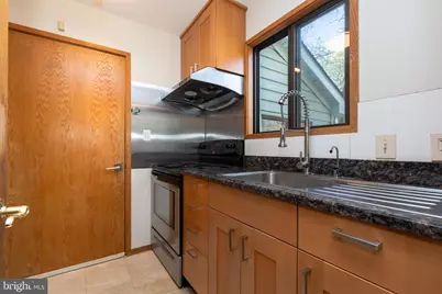 513 Springvale Road, Great Falls, VA 22066 - Photo 11