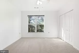 2204 Westcourt Ln, Herndon, VA 20170 - Photo 5