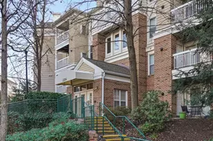 2204 Westcourt Ln, Herndon, VA 20170 - Photo 27