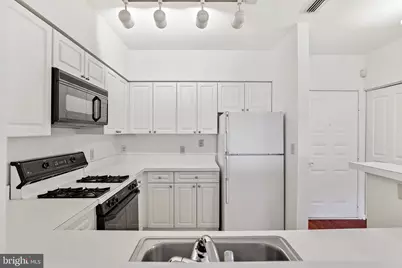 2204 Westcourt Lane #105, Herndon, VA 20170 - Photo 19