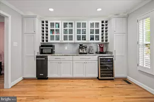 9426 Mt Vernon Cir, Alexandria, VA 22309 - Photo 9