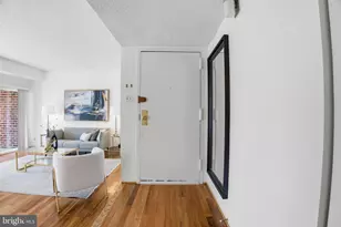 11805 Breton Ct, Reston, VA 20191 - Photo 3