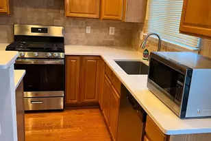 12035 Overbridge Ln, Fairfax, VA 22030 - Photo 7