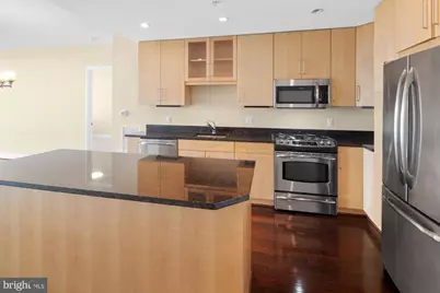 8220 Crestwood Heights Drive #1215, McLean, VA 22102 - Photo 9