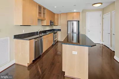 8220 Crestwood Heights Drive #1215, McLean, VA 22102 - Photo 13