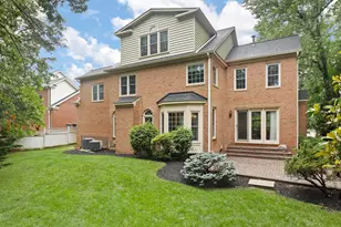 7952 Blitz Ct, Dunn Loring, VA 22027 - Photo 47