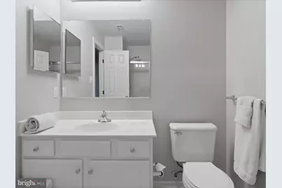 7952 Blitz Court, Dunn Loring, VA 22027 - Photo 25