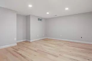 7952 Blitz Ct, Dunn Loring, VA 22027 - Photo 45