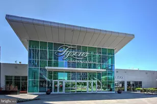 7952 Blitz Ct, Dunn Loring, VA 22027 - Photo 57