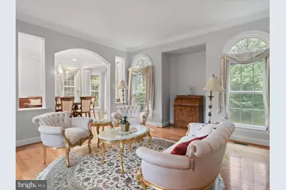 7952 Blitz Court, Dunn Loring, VA 22027 - Photo 9